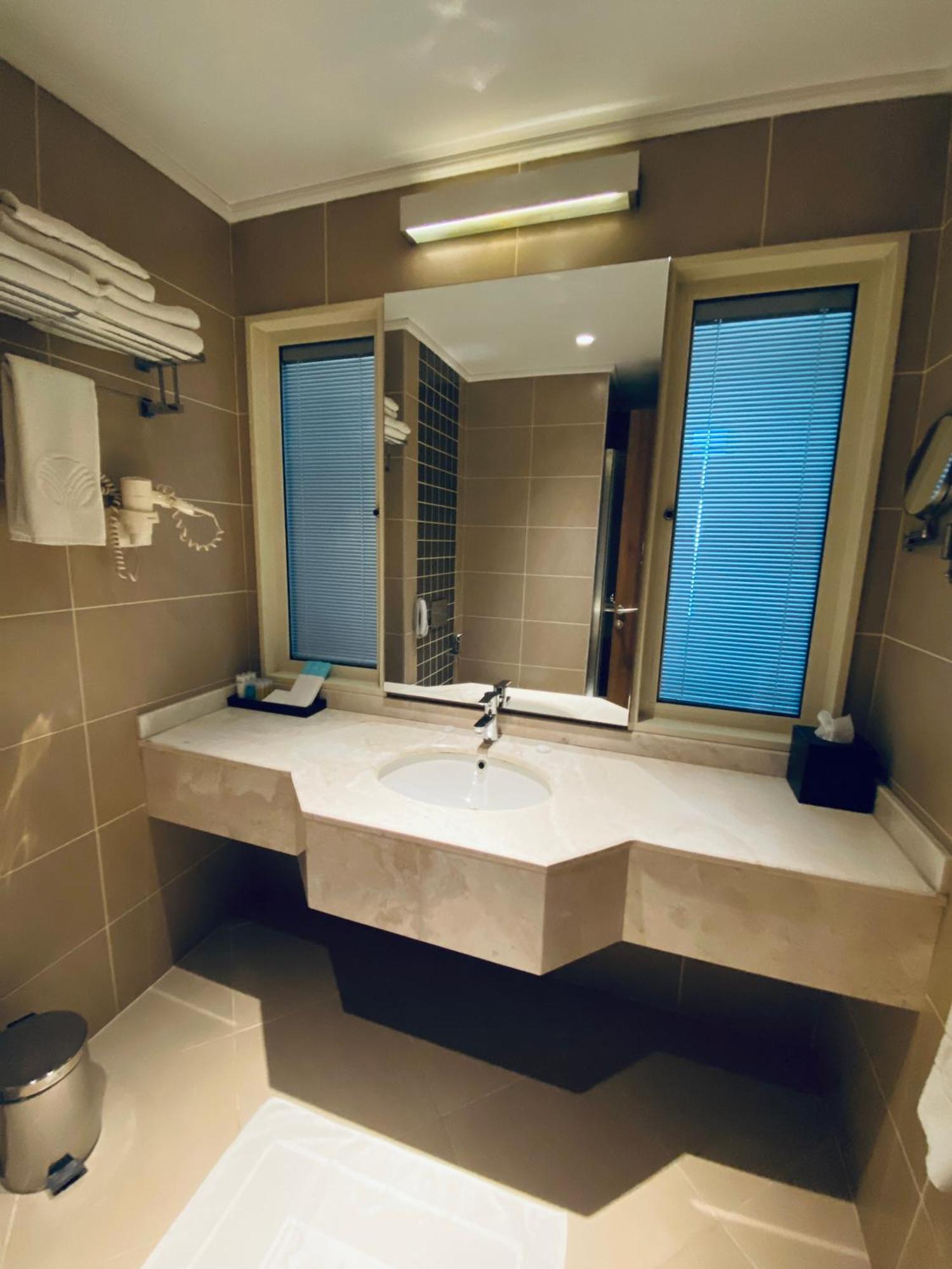 Karbala Rayhaan Hotel & Suites Екстер'єр фото