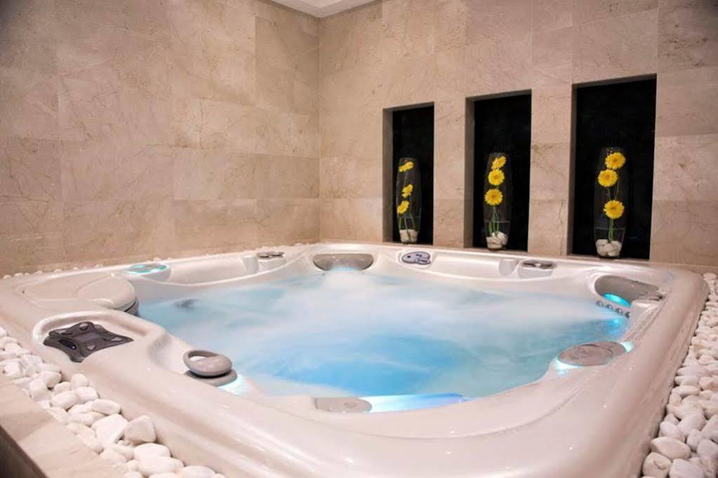 Karbala Rayhaan Hotel & Suites Екстер'єр фото