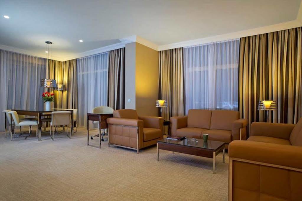 Karbala Rayhaan Hotel & Suites Екстер'єр фото